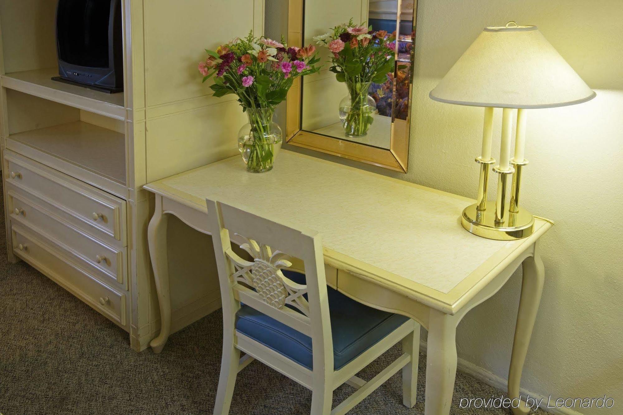 Americas Best Value Inn Thousand Oaks Ngoại thất bức ảnh