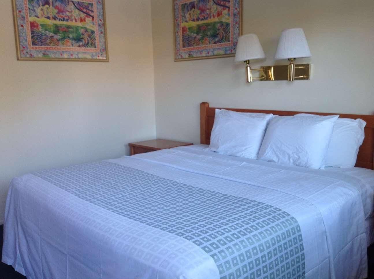 Americas Best Value Inn Thousand Oaks Ngoại thất bức ảnh